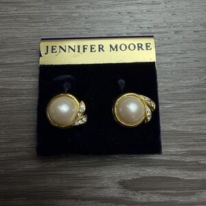 Vintage Jennifer Moore Faux Pearl Gold Tone Rhinestone Accent Clip On Earrings